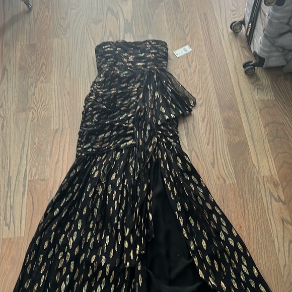 NWT! shoshanna embroidered strapless gown. - Picture 2 of 5